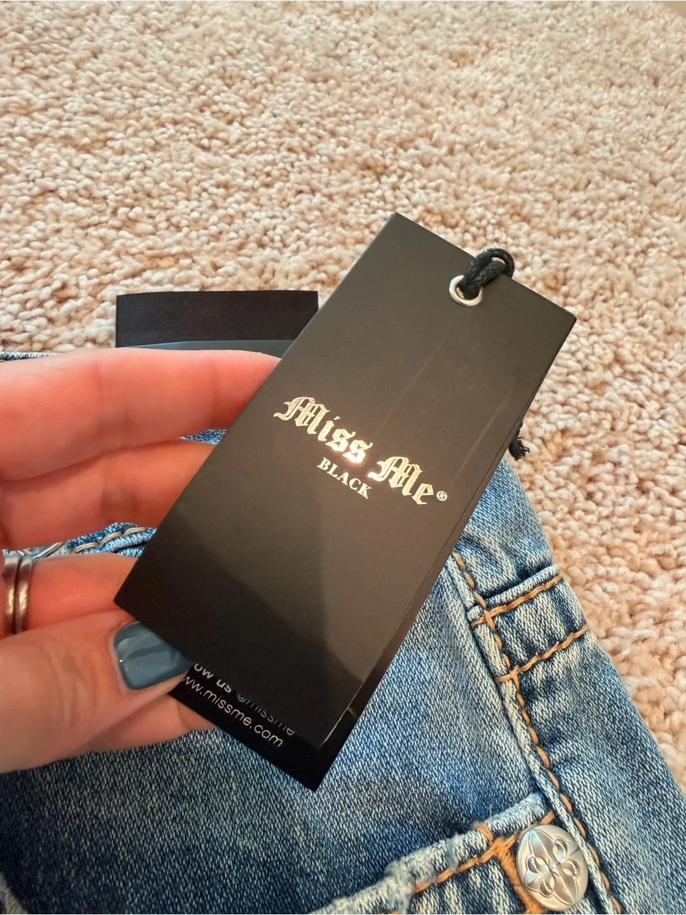 Women’s Miss Me Lyric low rise baggy jeans